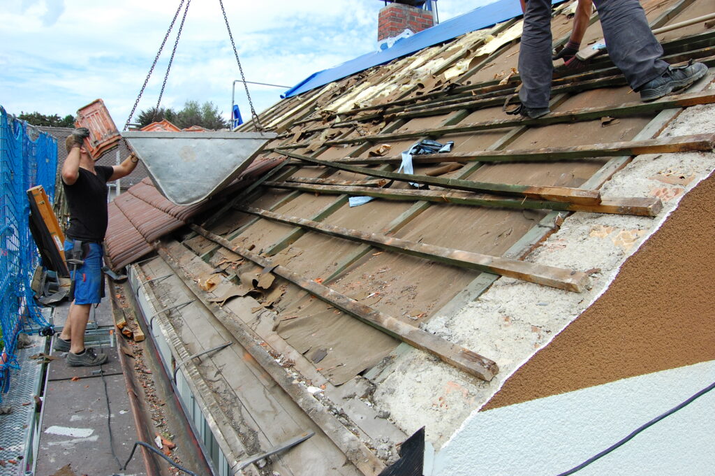 How to Choose the Best Roof Repair in Washington, DC Contractor